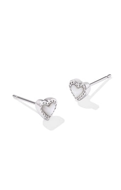 Mini Ari Heart Studs