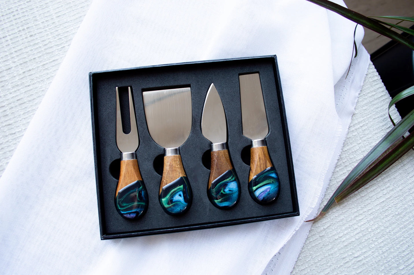 Resin Coated Cheese Knife Set