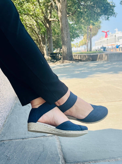 Chloe - Close-Toed Sandal