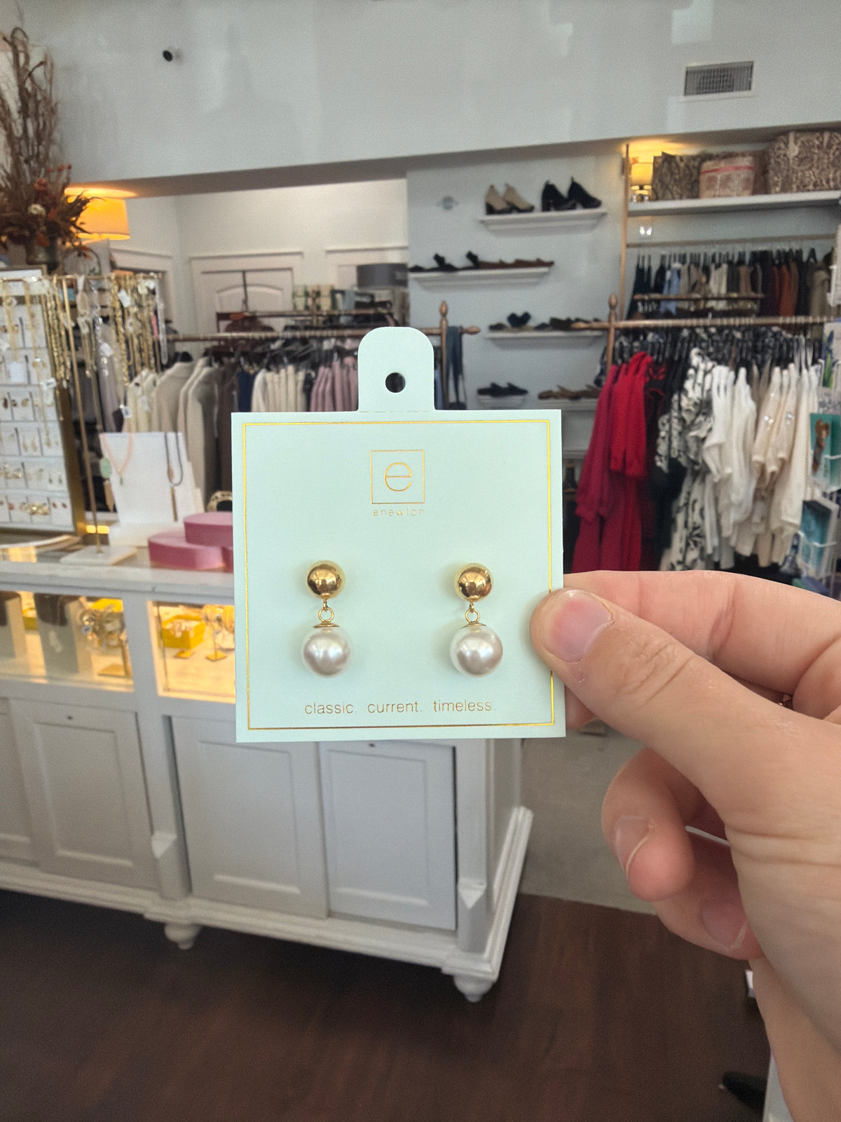 Classic Ball Drop Stud-Pearl