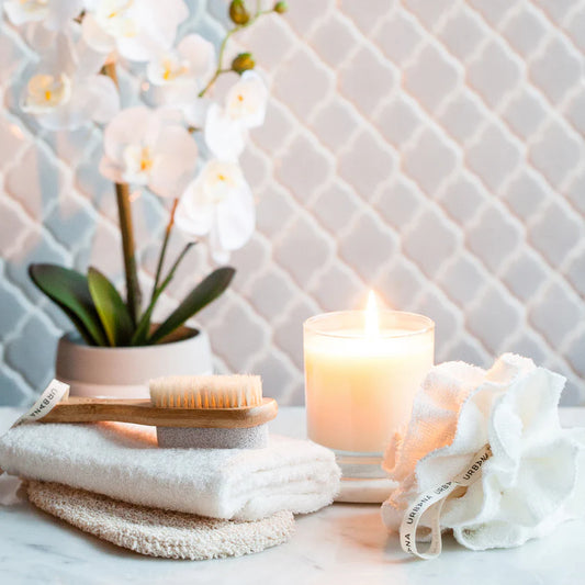 SPA PRIVE - PUMICE STONE W/NAIL BRUSH