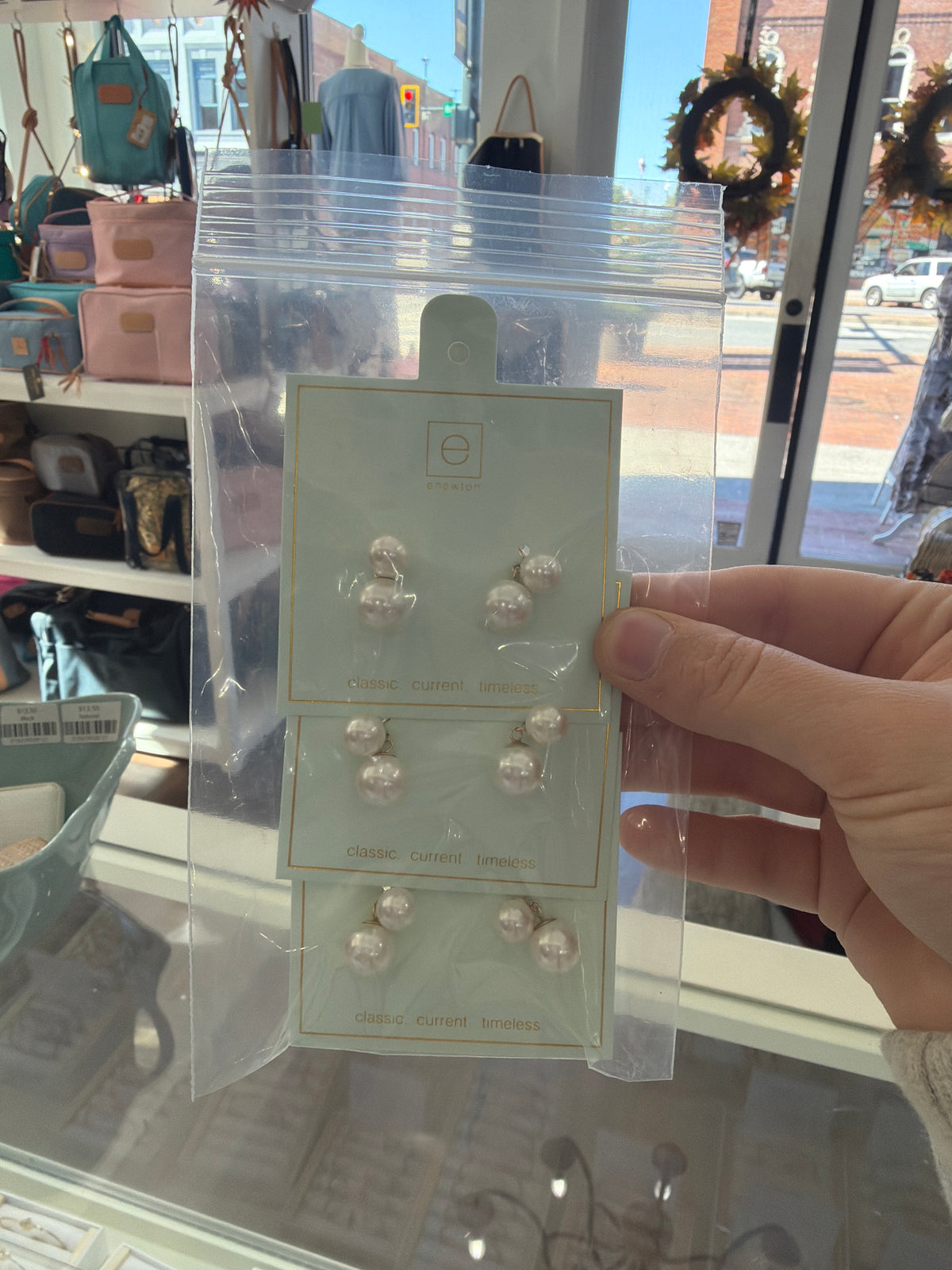 Classic Pearl 10mm Ball Drop Stud