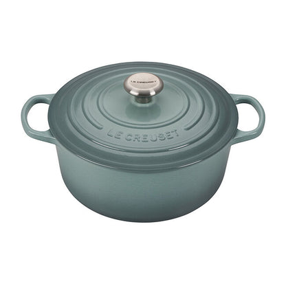 Signature Round Dutch Oven