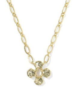 LEANNE SHORT PENDANT NECKLACE