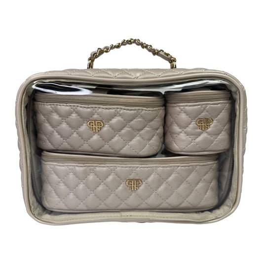 Trio Jet Setter