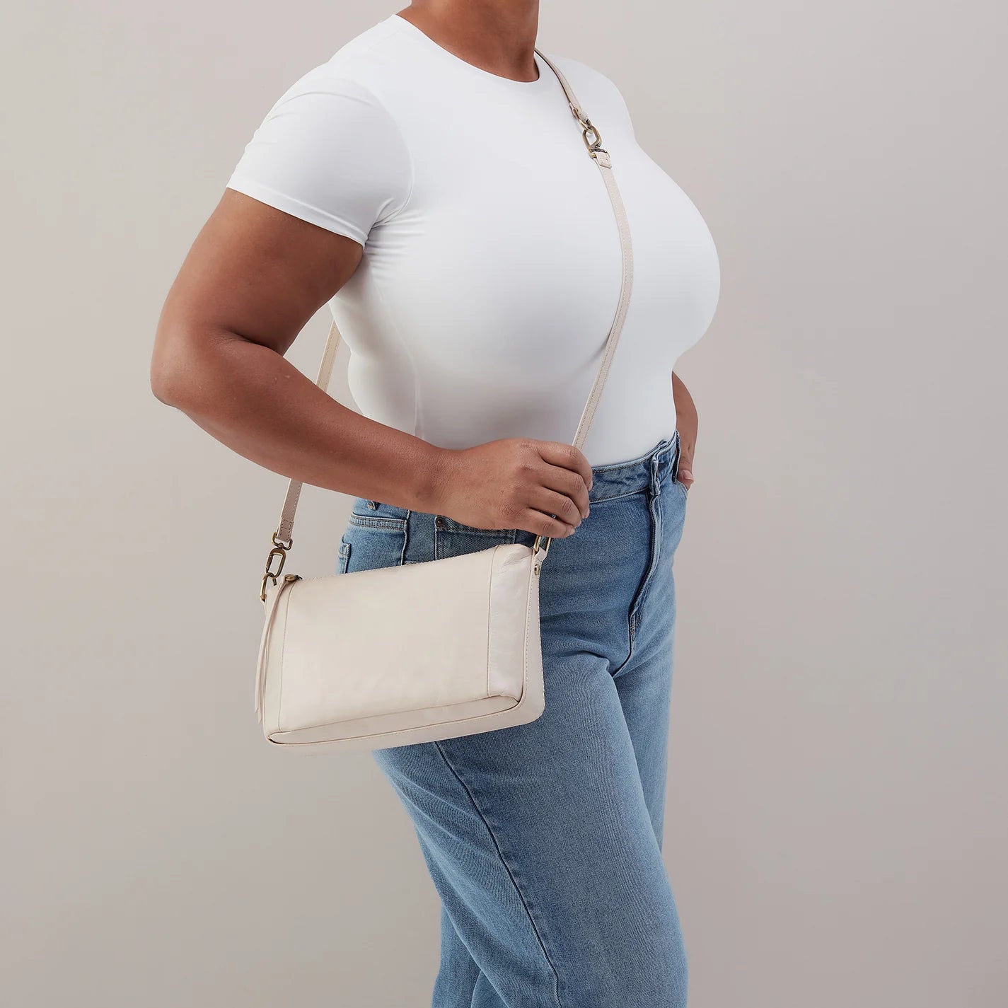 Darcy Carry-All Crossbody