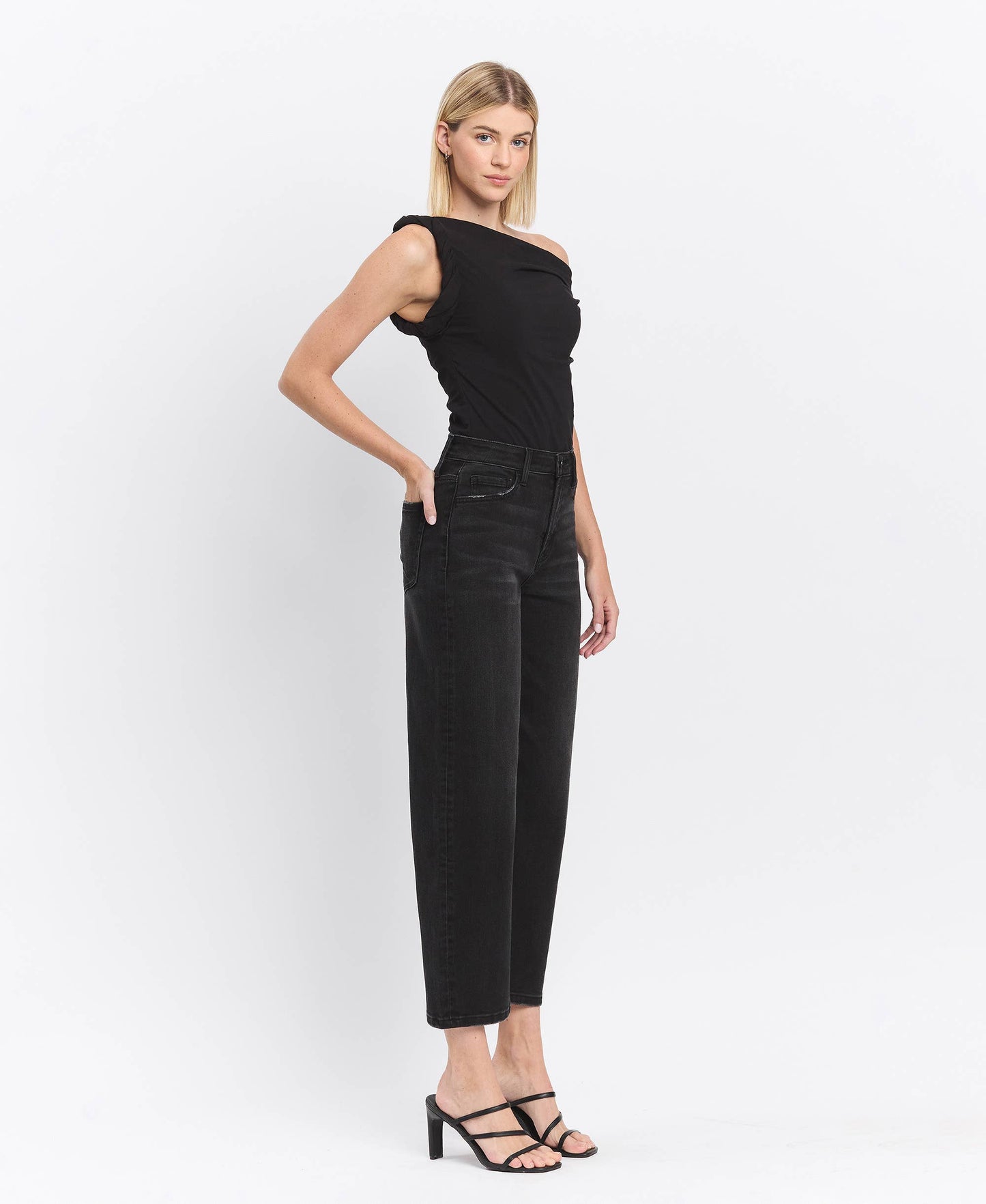 SUPER HIGH RISE WIDE BARREL JEANS T6616