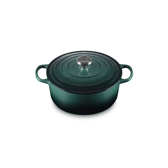 Signature Round Dutch Oven
