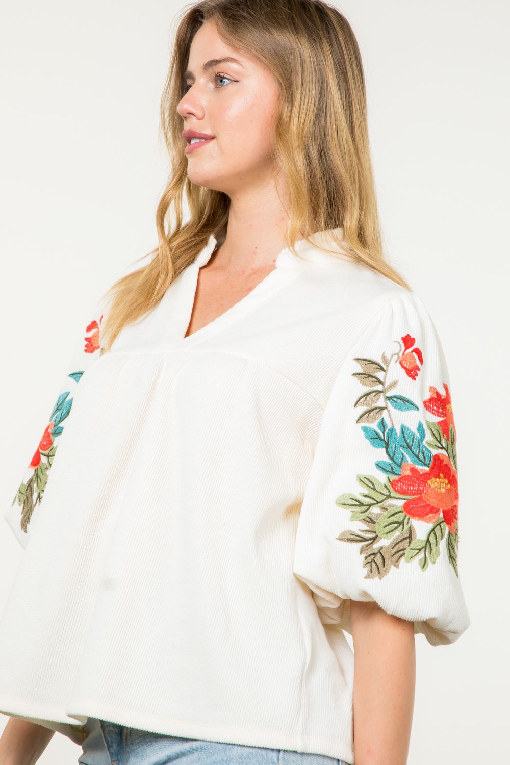 Embroidered Puff Sleeve Top