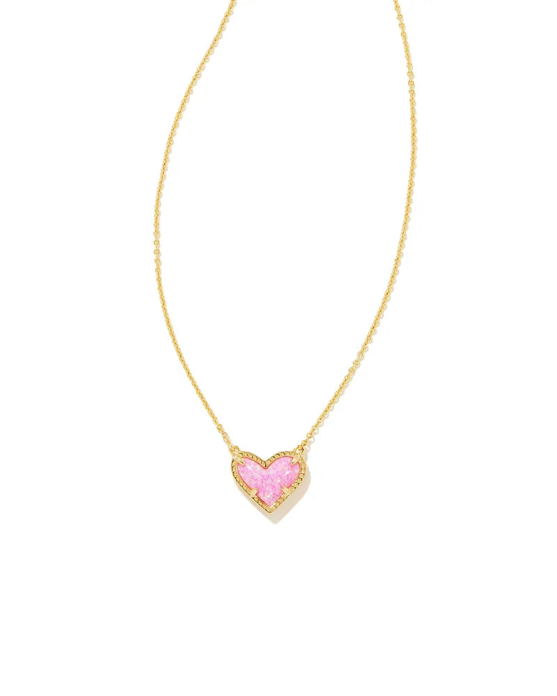 Ari Heart Gold Pendant Necklace