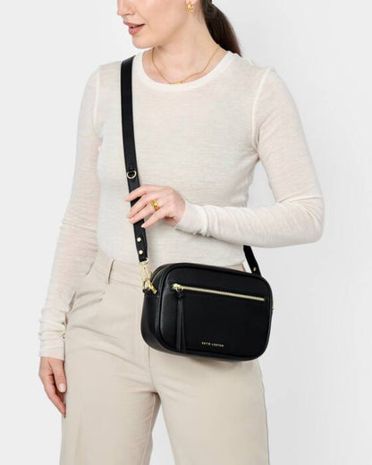 Hallie Crossbody
