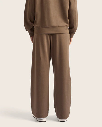 Women's Straight Leg Sweat Pants In Bamboo CloudKnit Fabric