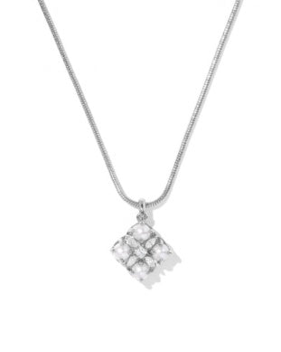 DIRA PEARL SHORT PENDANT NECKLACE